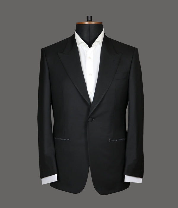 LUT109<br>Dinner Suit<br>1681